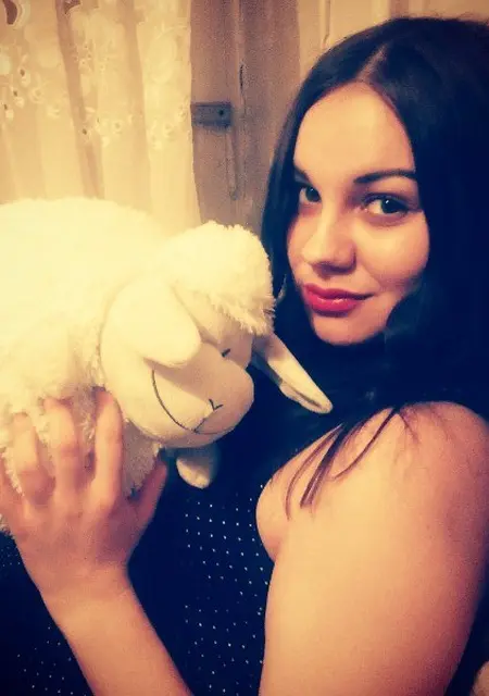Я Рита, 33, из Казани, ищу знакомство для вирта