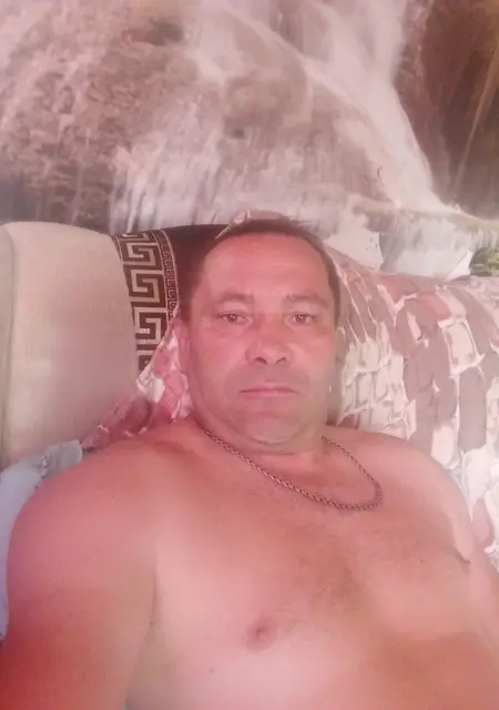 Алексей из Ливен, мне 47, познакомлюсь без обязательств