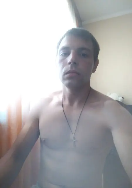 Максим из Домодедова, мне 31, познакомлюсь на одну ночь