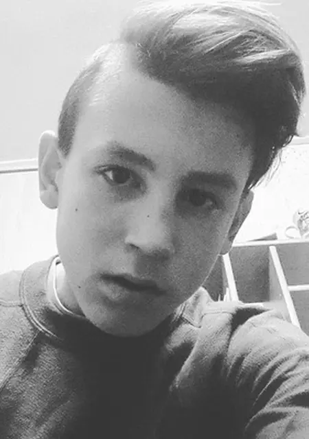 Я Эдуард, 27, знакомлюсь без обязательств в Рязани