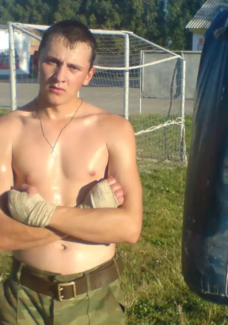 Я Дмитрий, 34, из Ангарска, ищу знакомство для дружбы