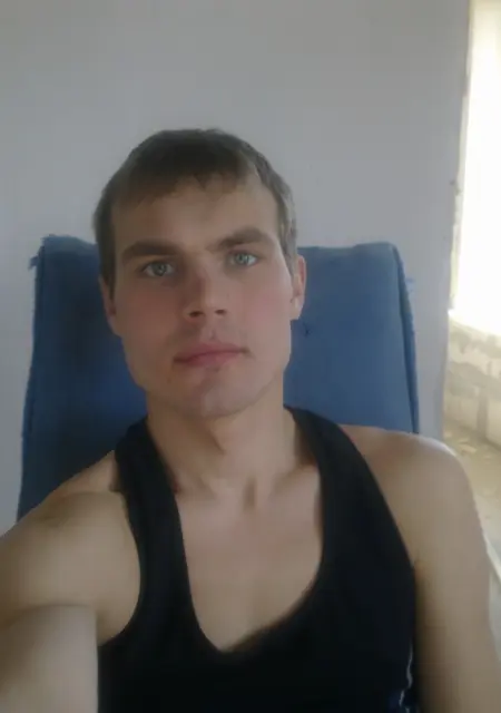 Vitya из Ейска, ищу на сайте знакомства на одну ночь