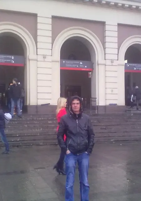 Андрей из Новочеркасска, мне 40, познакомлюсь для приятного времяпровождения