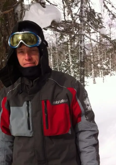 Иван из Междуреченска, мне 42, познакомлюсь для дружбы