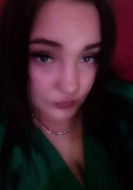 Владка из Донецка, ищу на сайте знакомства без обязательств