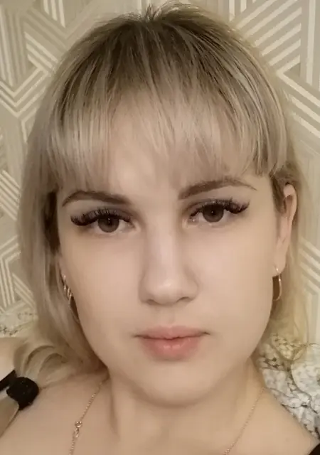 Я Юля, 31, из Омска, ищу знакомство для постоянных отношений