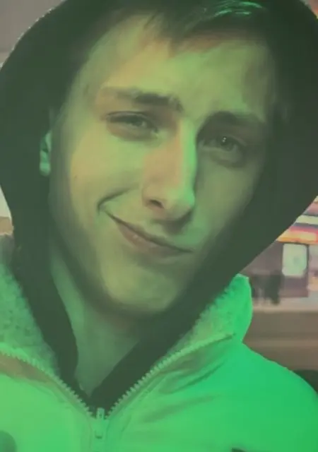 Егор из Тулы, ищу на сайте знакомства без обязательств