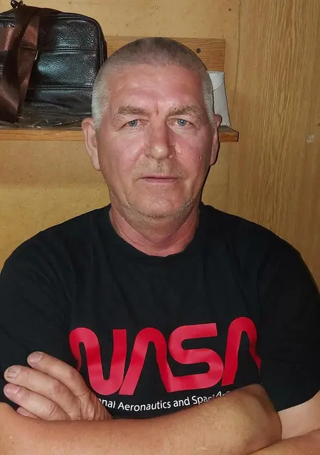 Юрий из Омска, мне 56, познакомлюсь на одну ночь