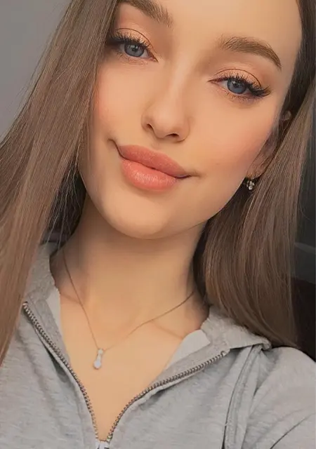 Я Анастасия, 23, знакомлюсь для общения в Таганроге