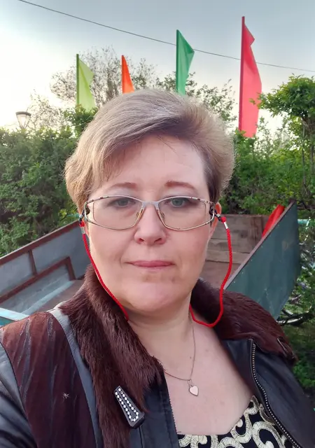 Алёнакиса из Энгельса, ищу на сайте знакомства на одну ночь