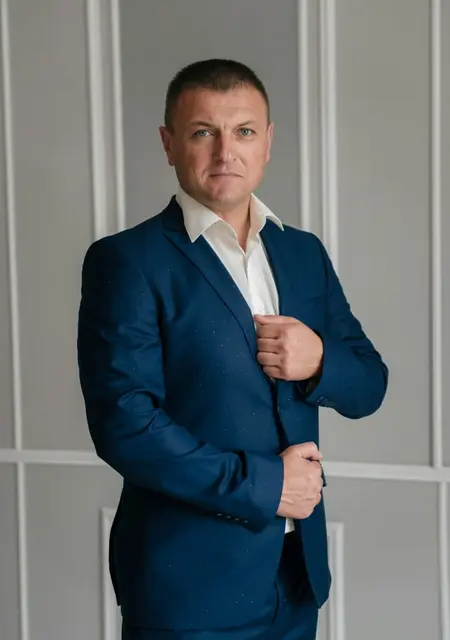 Олег из Винницы, мне 45, познакомлюсь без обязательств