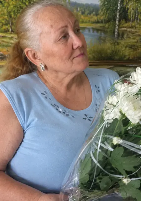 Я Людмила, 72, из Санкт-Петербурга, ищу знакомство для дружбы