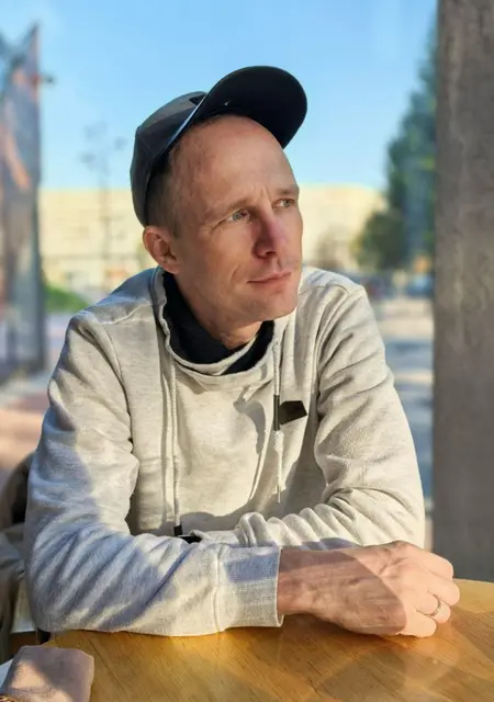 Я Евгений, 43, из Альметьевска, ищу знакомства без обязательств