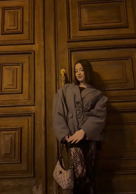 Я Кристина, 19, знакомлюсь для открытые отношения в Москве