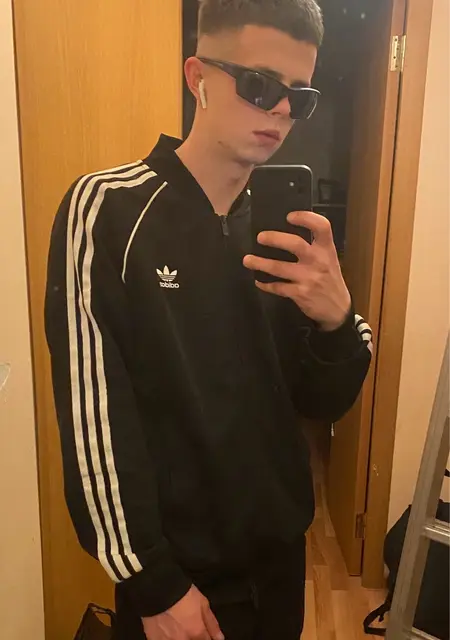 Я Алексей, 23, знакомлюсь для приятного времяпровождения в Калуге