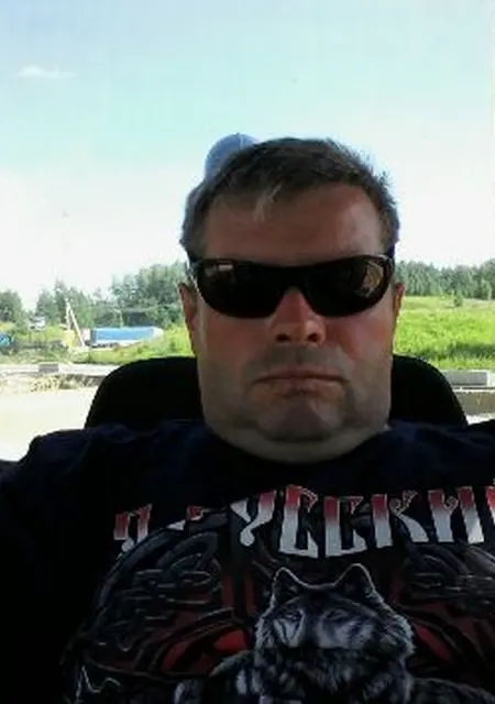 Александр из Химок, ищу на сайте дружбу