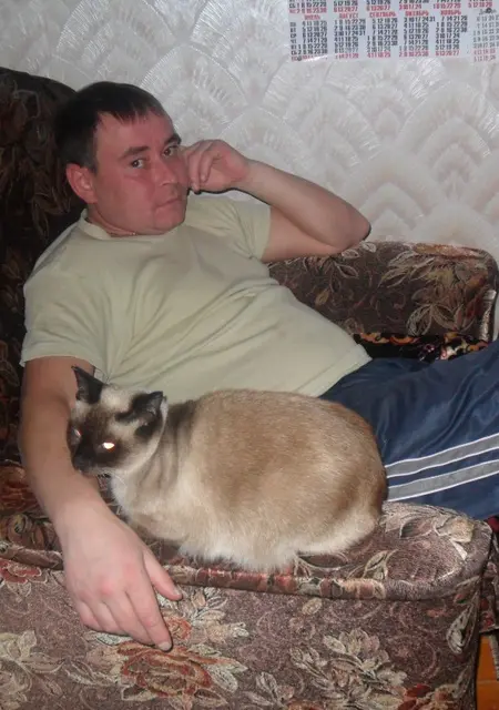 Гриша из Кирова, мне 47, познакомлюсь на одну ночь