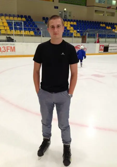 Александр из Видного, мне 34, познакомлюсь на одну ночь