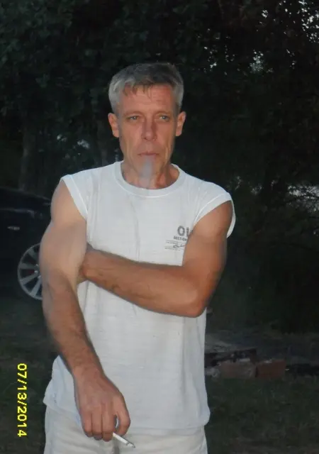 Andrew из Воронежа, ищу на сайте знакомства на одну ночь