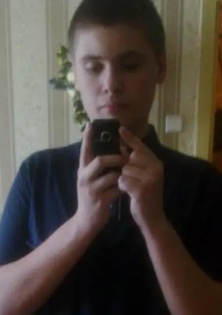 Я Alex, 29, из Ярославля, ищу знакомства без обязательств