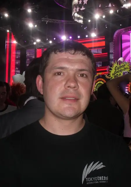 Денис из Ивантеевки, мне 45, познакомлюсь на одну ночь