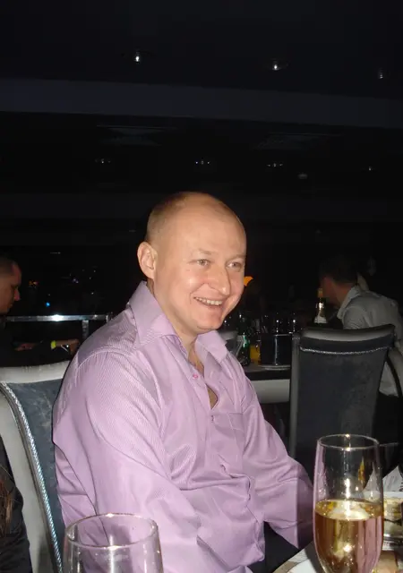 Леонид з Сум, шукаю на сайті знайомства без зобов'язань