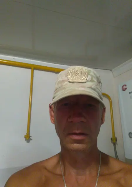 Олег из Тимашевска, мне 53, познакомлюсь на одну ночь