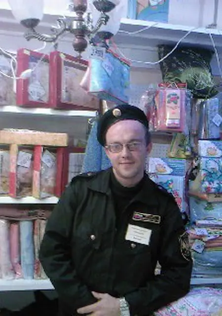 Я Андрей, 46, из Подольска, ищу знакомство для постоянных отношений