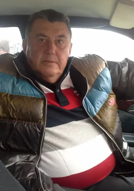 Я Сергей, 65, из Азова, ищу знакомство для приятного времяпровождения