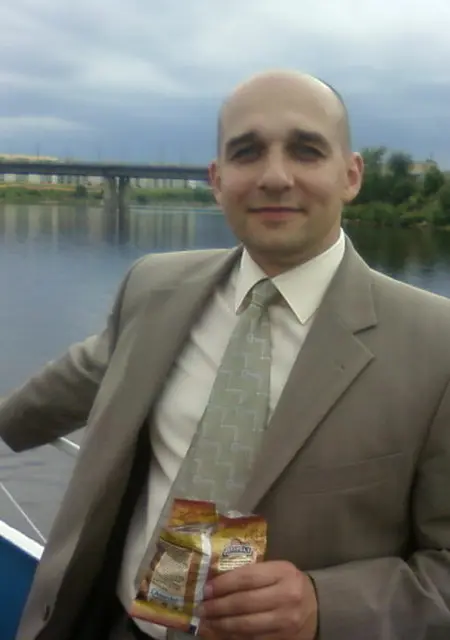 Саша из Пскова, ищу на сайте знакомства на одну ночь