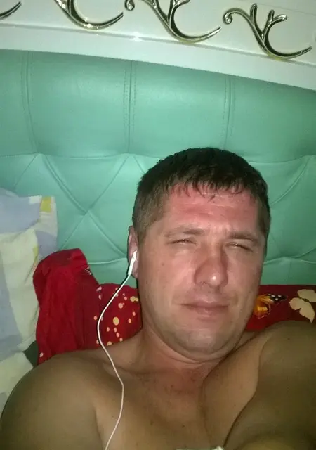 Андрей из Находки, ищу на сайте знакомства без обязательств