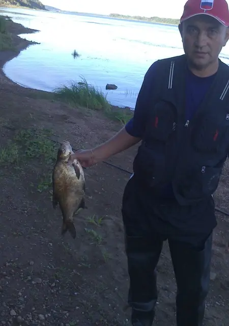 Val из Ижевска, мне 56, познакомлюсь на одну ночь