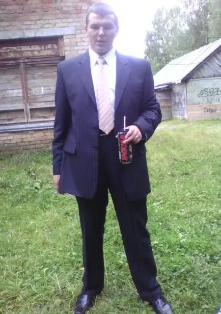 Я Валера, 32, знакомлюсь на одну ночь в Сыктывкаре