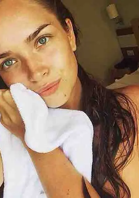 Олеся из Рязани, мне 30, познакомлюсь для приятного времяпровождения