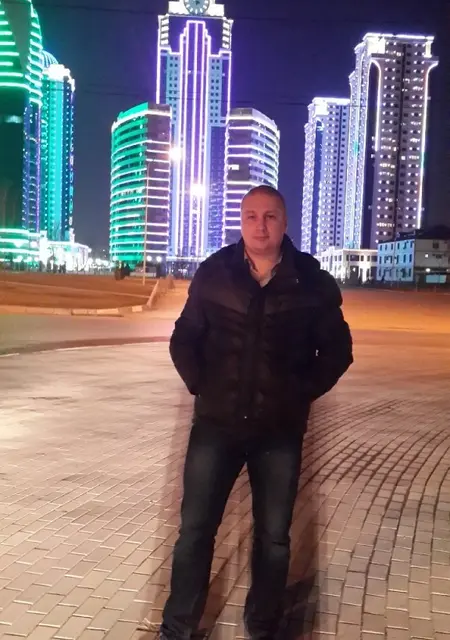 Я Коля, 52, знакомлюсь для приятного времяпровождения в Куйбышеве