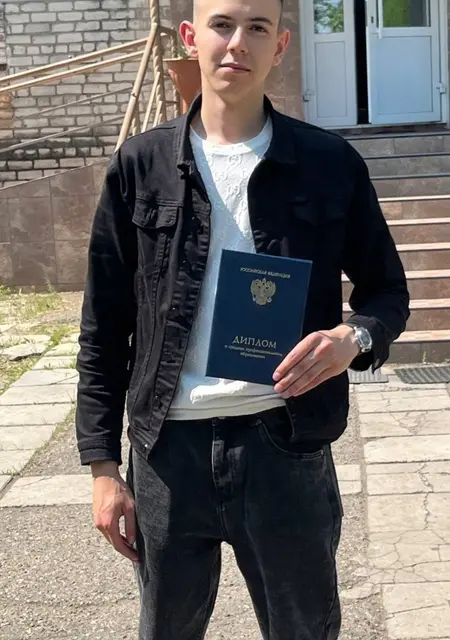 Никита из Читы, ищу на сайте знакомства на одну ночь