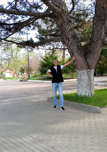 Александр из Саратова, мне 51, познакомлюсь без обязательств