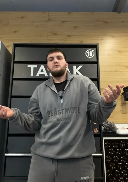 Алексей из Чехова, мне 24, познакомлюсь без обязательств