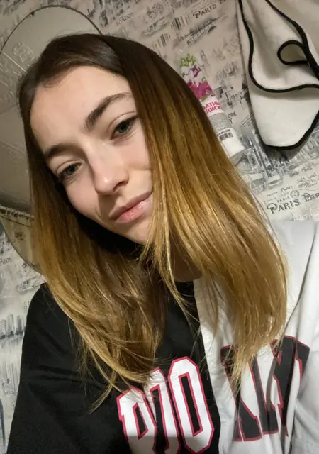 Аня из Санкт-Петербурга, ищу на сайте знакомства на одну ночь