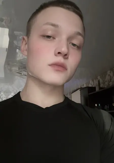 Я Вадим, 21, из Тулы, ищу знакомство для вирта