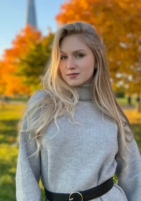 Я Кристина, 24, из Ростова-на-Дону, ищу знакомство для открытые отношения