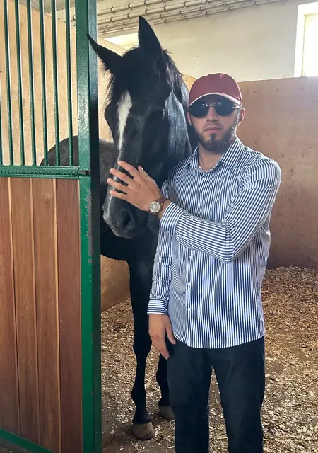 Адам из Хасавюрта, ищу на сайте вирта