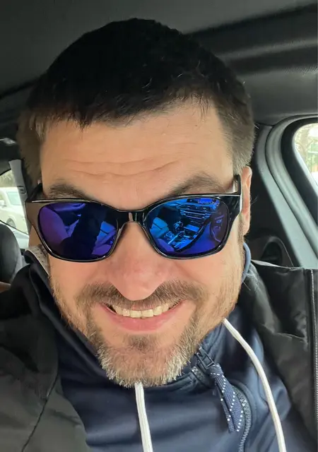 Я Evg, 39, из Курска, ищу знакомства без обязательств