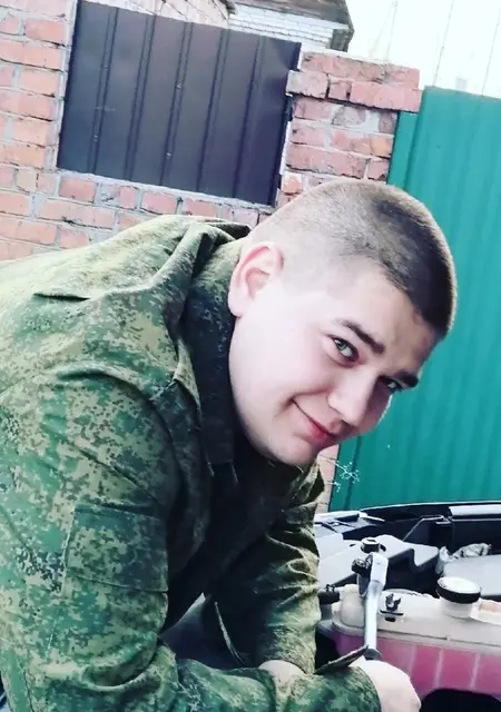 Михаил из Прокопьевска, мне 24, познакомлюсь для вирта