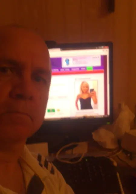 Я Игорь, 60, из Сочи, ищу знакомства на одну ночь