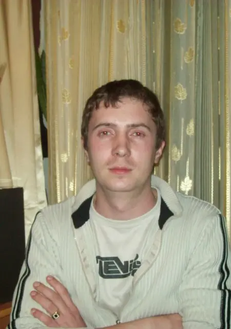 Я Егор, 39, из Калуги, ищу знакомства без обязательств