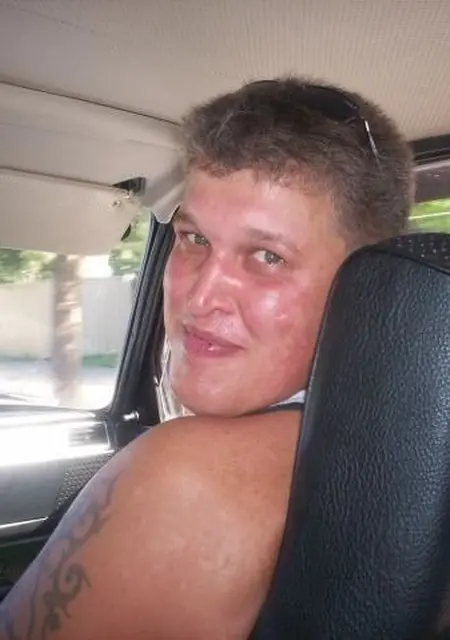 Alix из Уфы, мне 53, познакомлюсь на одну ночь