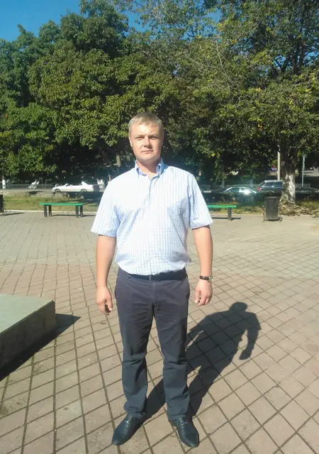 Я Александр, 44, знакомлюсь без обязательств в Вологде