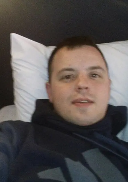 Александр из Истры, ищу на сайте знакомства на одну ночь