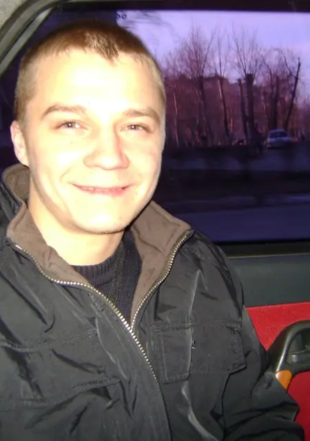 Андрей из Барнаула, мне 40, познакомлюсь на одну ночь